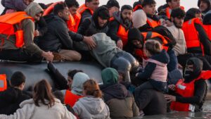 2025-gravelines-france-numbers-migrants-999439969.jpg