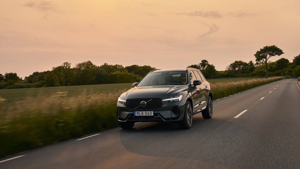 handout-photo-volvo-xc60-see-1005437861.jpg