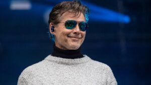 morten-harket-a-ha-performs-1000394776.jpg