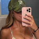 OQ-OFF-PLATFORM-KAYLA.jpg